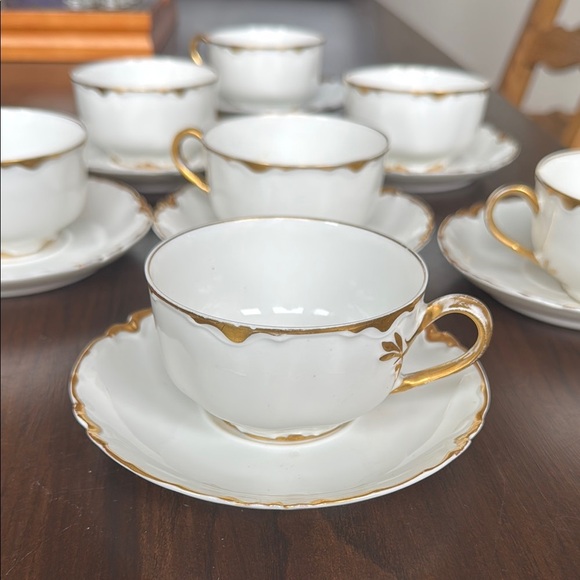 Haviland Limoges Set of 7 Teacups and Saucers - Picture 1 of 6